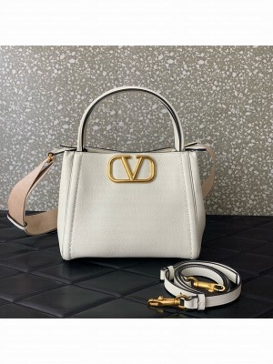 VALENTINO Alltime medium grain calfskin bag B0Q18 white