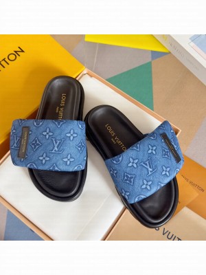 Louis Vuitton Unisex Pool pillow comfort mule 013