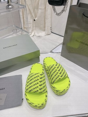 Balenciaga Unisex Logo Platform Slide Sandals 5cm 2023 01