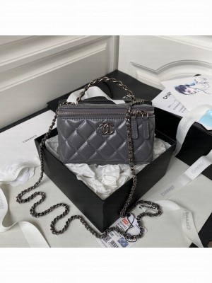Chanel CLUTCH WITH CHAIN AP3593 GRAY