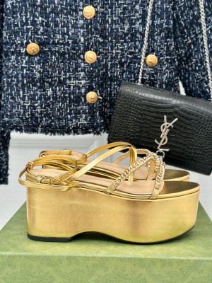 Gucci Signoria 7.5cm Platform Sandals Gold