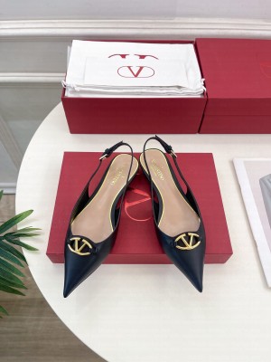Valentino Garavani The Bold Edition Vlogo Slingback Ballerina In Black Calfskin 2025