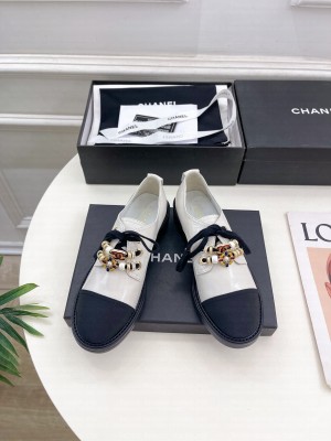 Chanel Calfskin & Grosgrain 3.5cm Lace-up Loafer white