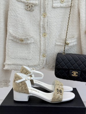 Chanel Leather & metal Chain CC Logo 4cm Sandals white 