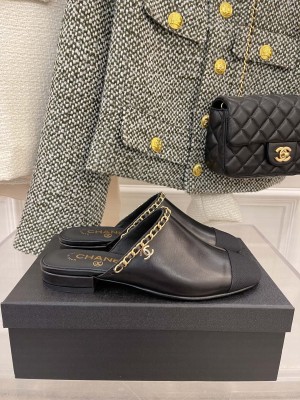Chanel Heel 2cm Chain Mule Black Spring 2022 Collection
