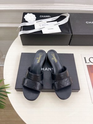 Chanel 4cm Lambsink Quilted Mule Black 2025
