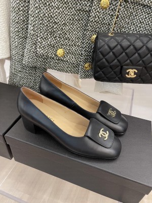 Chanel 6CM Vintage Pumps Black Spring 2022 Collection