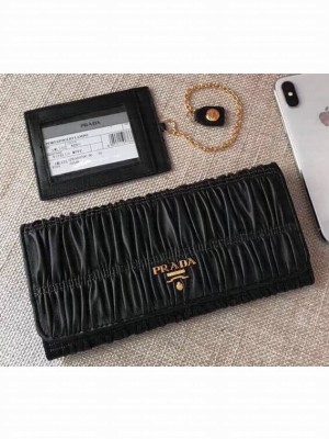 Prada Leather Flap Wallet 1MH132 02