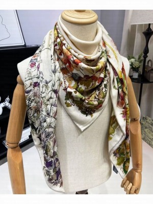 Christian Dior Women's Dior 4 Saisons Shawl
