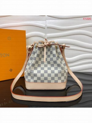 Louis Vuitton Damier Azur Canvas M41220