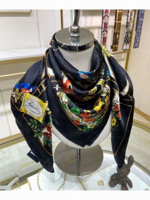 Gucci Women's Animal And Floral Print Silk Carre Black