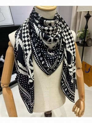 Louis Vuitton Women's Sailor Bandana Square