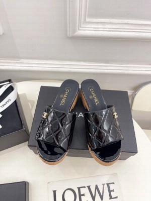 Chanel Platfrom Quilted Patent Leather 7cm Wedge Slide Mules Black 2025