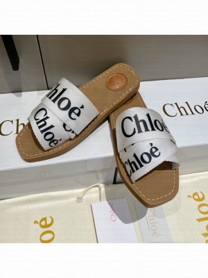 CHLOÉ Woody logo-print canvas slides 2022 Collection 01