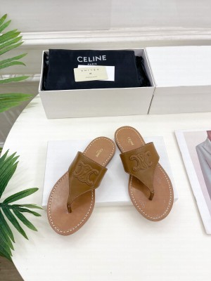 CELINE TRIOMPHE FLAT THONG IN CALFSKIN BROWN