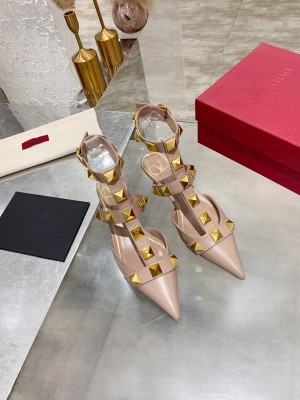 Valentino ROMAN STUD CALFSKIN PUMP 45MM ROSE CANNELLE