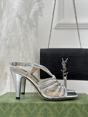 GUCCI WOMEN'S CRYSTAL INTERLOCKING G LAMBSKIN SANDAL SILVER