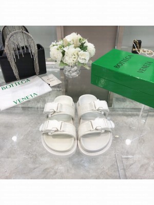 Bottega Veneta Beach slippers white 2021 Collection