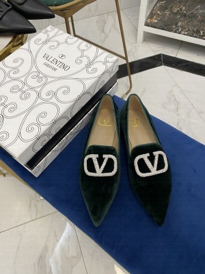 VALENTINO VLOGO POINTED LOAFERS VELVET GREEN 2021