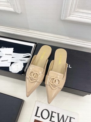 Chanel Patent Calfskin Flat Mules with CC Heart Nude  G46072 2025 Collection