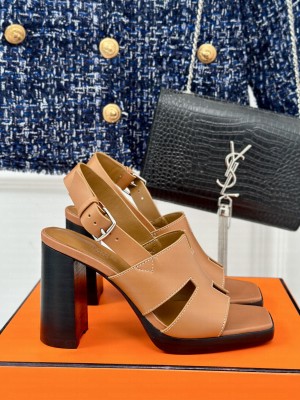 Hermes Elbe 9.5cm Heel sandal 06