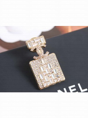 Chanel Women's Brooch AB1133