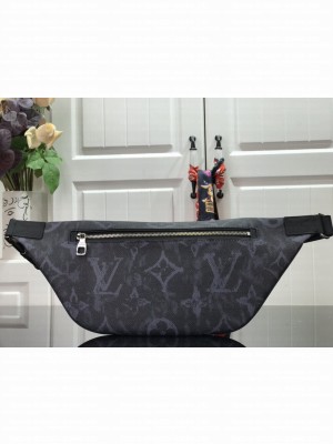 Louis Vuitton DISCOVERY BUMBAG M57276