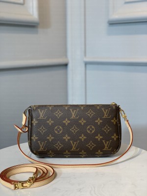 Louis Vuitton POCHETTE ACCESSOIRES M40712