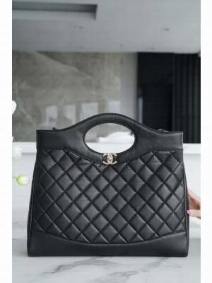 CHANEL Lambskin Quilted Large 31 Shopping Bag Black