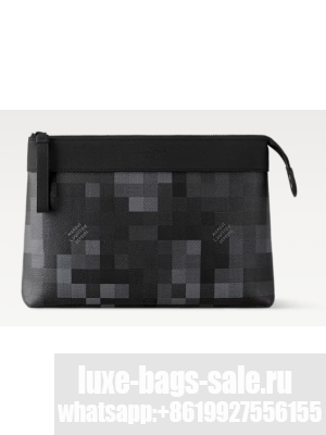 Louis Vuitton Pochette Voyage Souple M14926 black