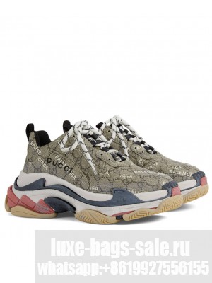 Gucci Unisex The Hacker Project Triple S Sneaker 677192 Coffee