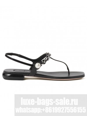 Miumiu Women's Patent Leather Thong Sandals Black