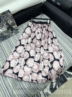 Chanel Camellia Print Elastic Waist Skirt 2025