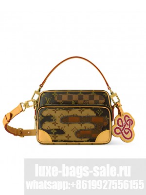 Louis Vuitton Nil Brown