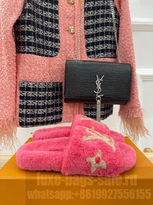 Louis Vuitton Shearling Flat Slide Sandals 2023 020