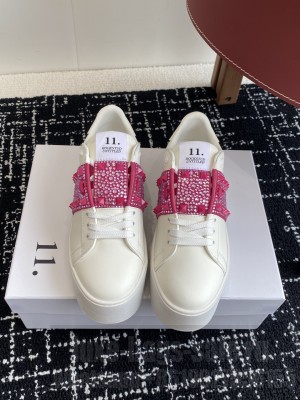 Valentino Garavani Rockstud Untitled sneaker in white calfskin 055 2025