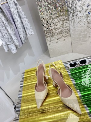 Amina Muaddi 9.5cm Calfskin crocodile pattern Slingback Pumps 023 2021 Collection
