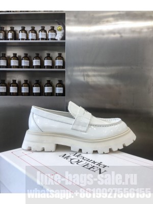 Alexander McQueen Wander loafer white