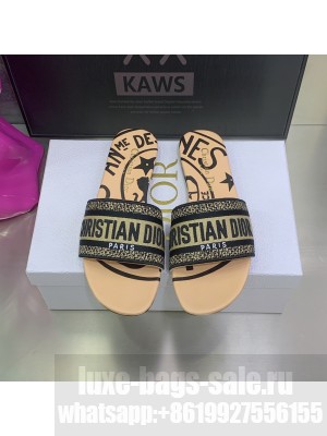 Dior DWAY SLIDE Beige Jute Canvas Embroidered with Dior Union Motif 2022 Collection