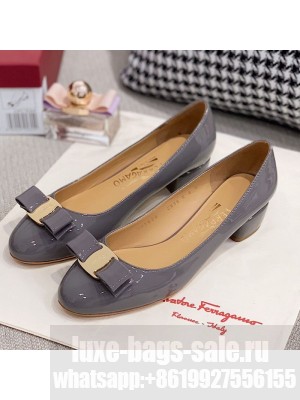 Salvatore Ferragamo Patent Leather Bow Pumps Grey/Gold Spring/Summer 2021 Collection