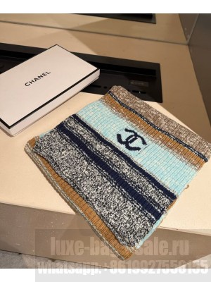 Chanel Knitted cashmere scarf