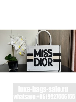 Medium Dior Book Tote White and Black Miss Dior Graffiti Embroidery M1296ZEZD