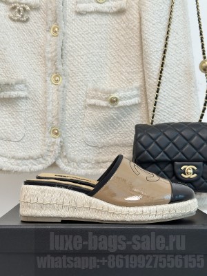 Chanel CC Lambskin Espadrilles Mules 2023 04
