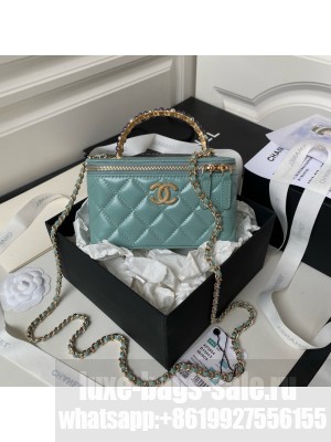 CHANEL CLUTCH WITH CHAIN AP3804 blue