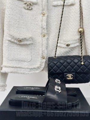 Chanel lambskin Slide Black