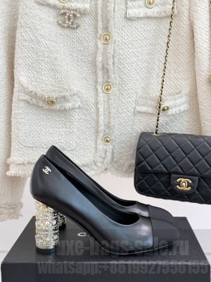Chanel Kidskin, Imitation Pearls, Strass & Metal Black 8.5cm Pumps 2025