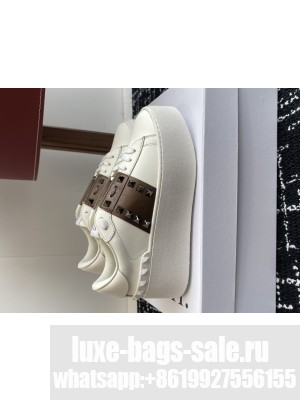 Valentino Garavani Rockstud Untitled sneaker in white calfskin 051 2025