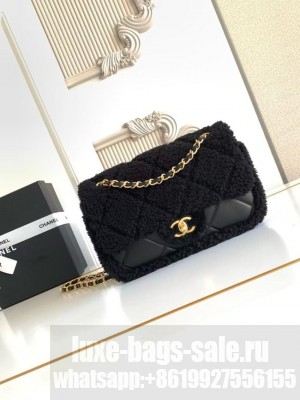 CHANEL Small Shoulder Bag Lambskin AS5149 black
