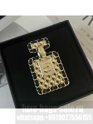 Chanel Women's Brooch AB1127