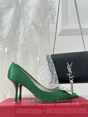 Roger Vivier Flower Strass Buckle 8.5cm Pumps in Satin green